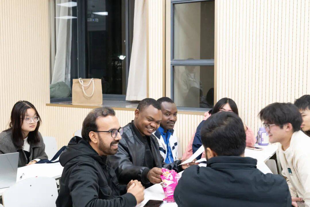 、非遗手作、剧本杀审青夜校太会了!新葡京娱乐场app收官撒花~戏剧(图10) 、非遗手作、剧本杀审青夜校太会了!新葡京娱乐场app收官撒花~戏剧(图10)